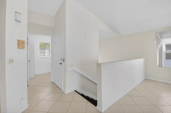 $325,000 | 7978 Laina Lane, Unit 3, Boynton Beach, FL 33437