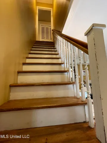 $274,900 | 205 Hazlewood Drive, Brookhaven, MS 39601