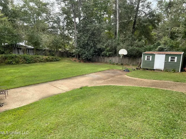 $274,900 | 205 Hazlewood Drive, Brookhaven, MS 39601