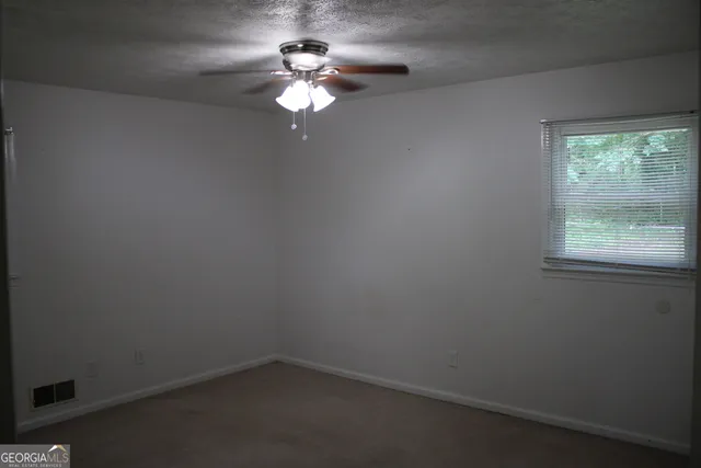 $299,900 | 5 Circle Drive, Hampton, GA 30228