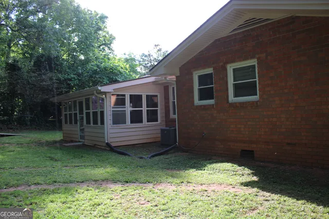 $299,900 | 5 Circle Drive, Hampton, GA 30228