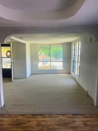 a view of empty room with window