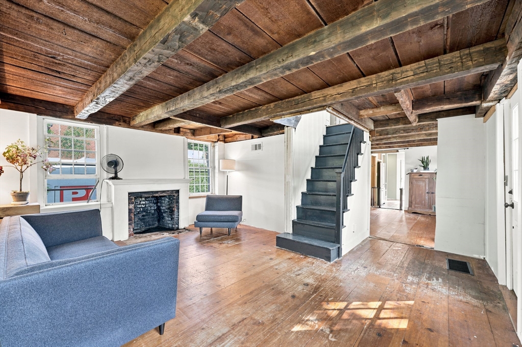 162 Skyline Trail Middlefield, MA 01235 - Photo 8 of 42
