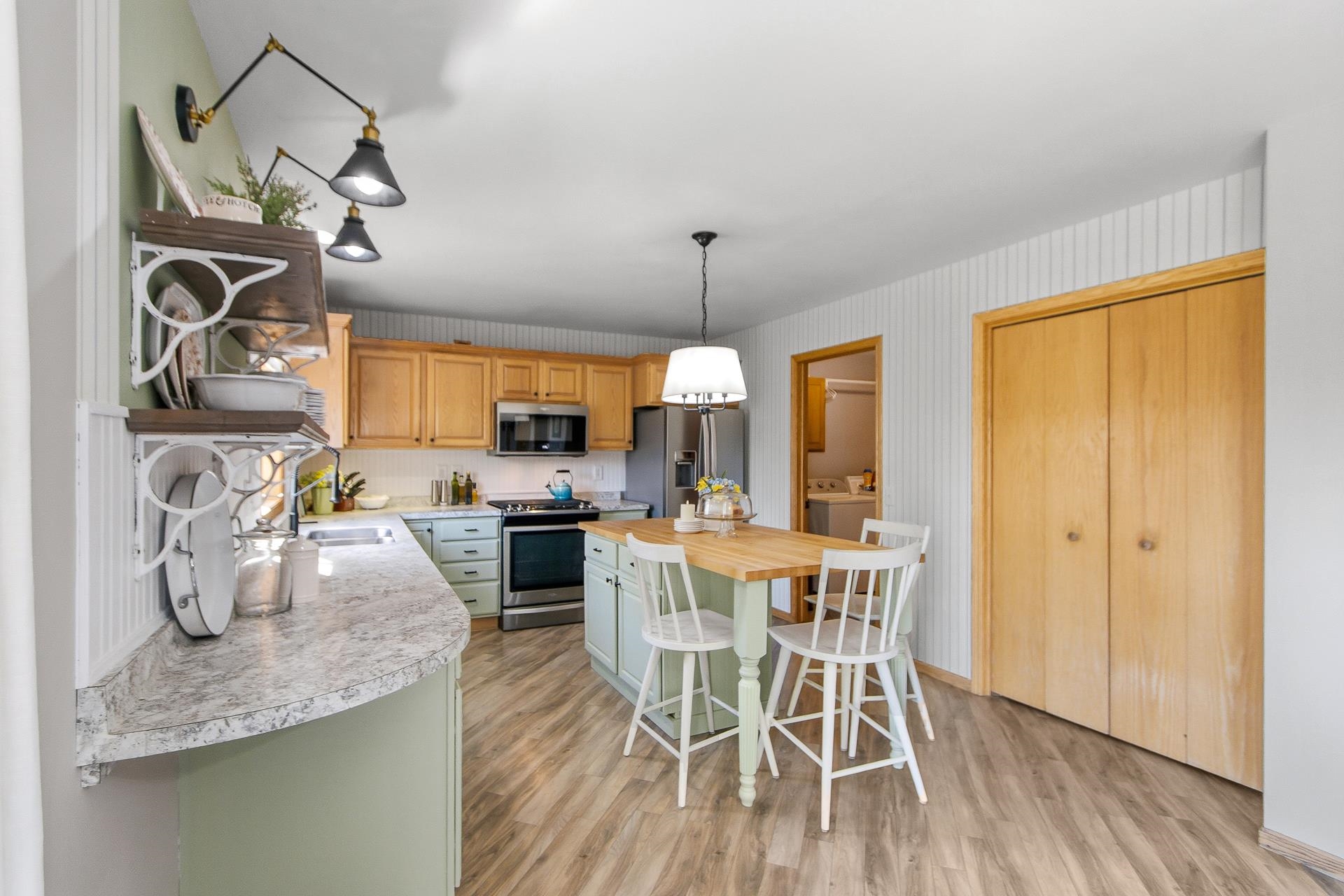 625 Bascom Hill Drive Baraboo, WI 53913 - Photo 18 of 48