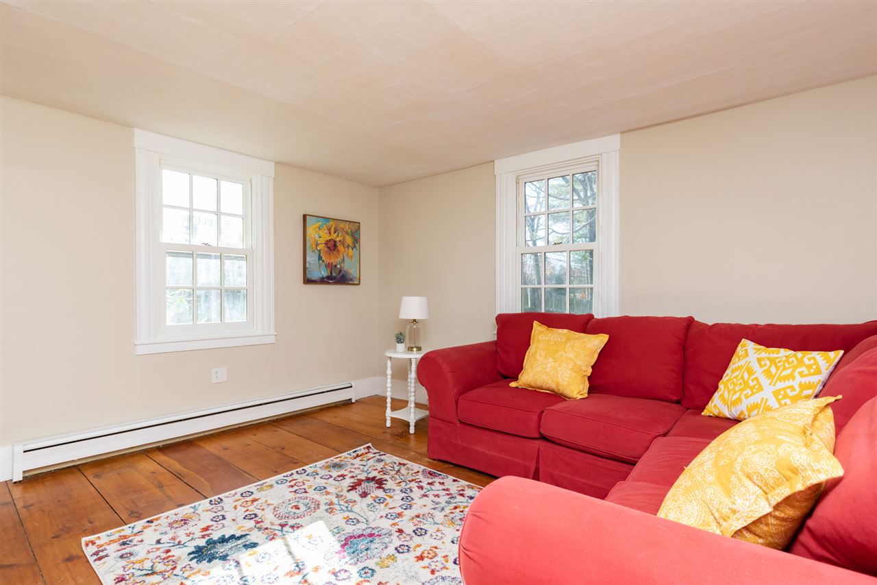 69 High Street Stratham, NH 03885 - Photo 13 of 36