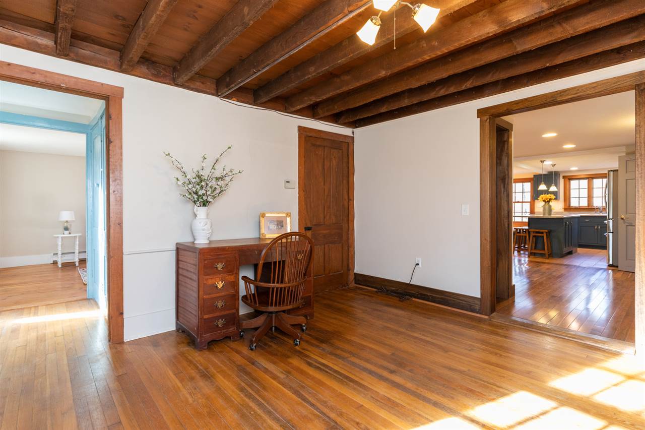 69 High Street Stratham, NH 03885 - Photo 16 of 36