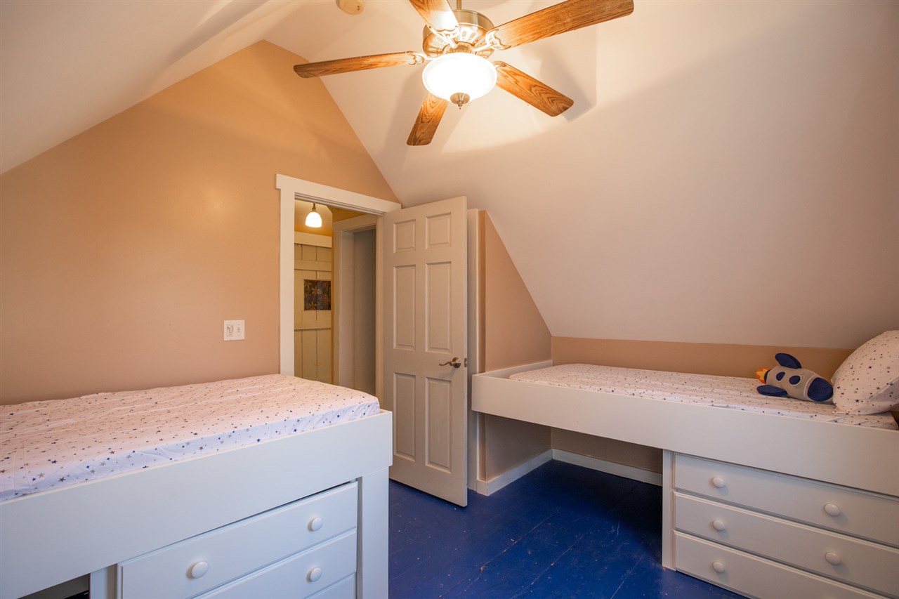 69 High Street Stratham, NH 03885 - Photo 25 of 36