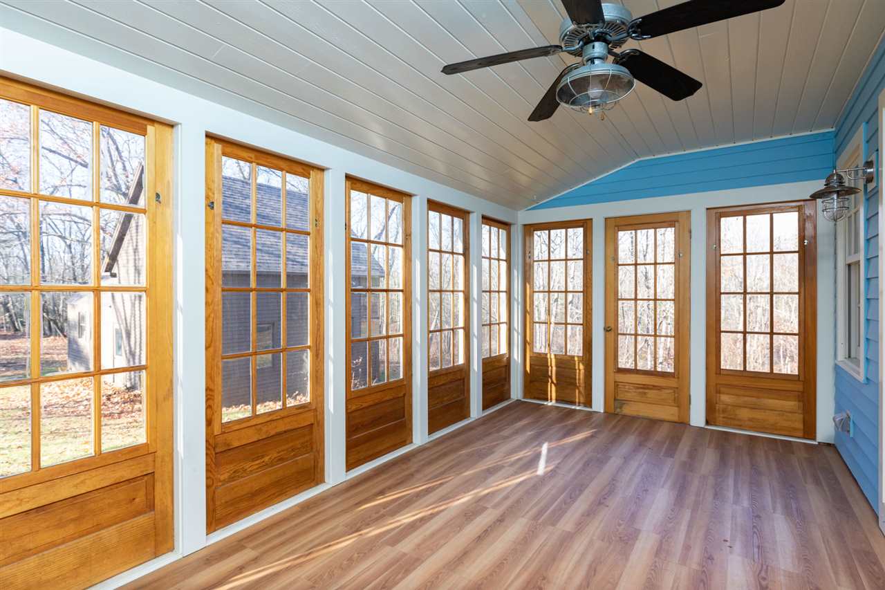 69 High Street Stratham, NH 03885 - Photo 4 of 36
