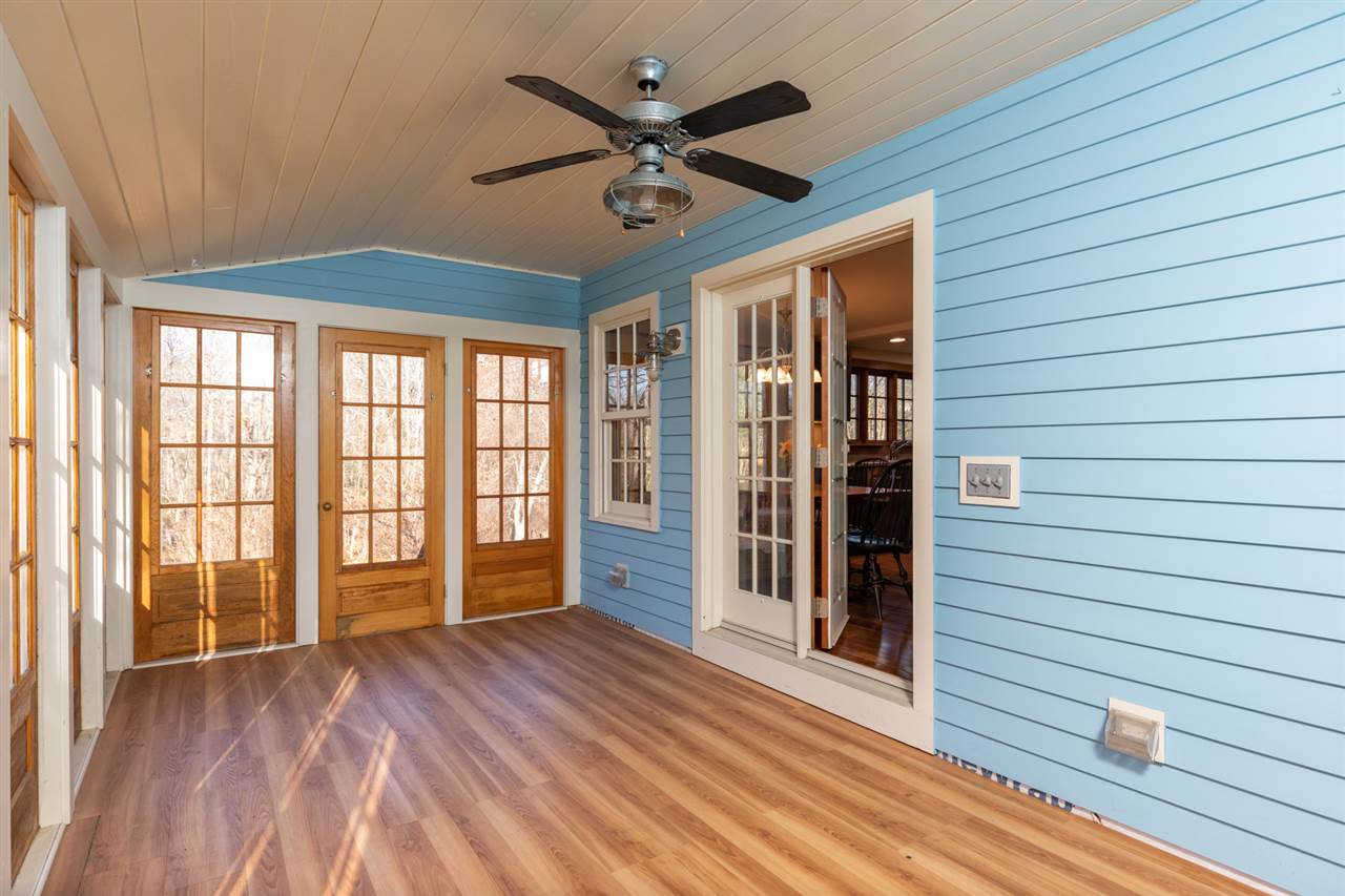 69 High Street Stratham, NH 03885 - Photo 5 of 36