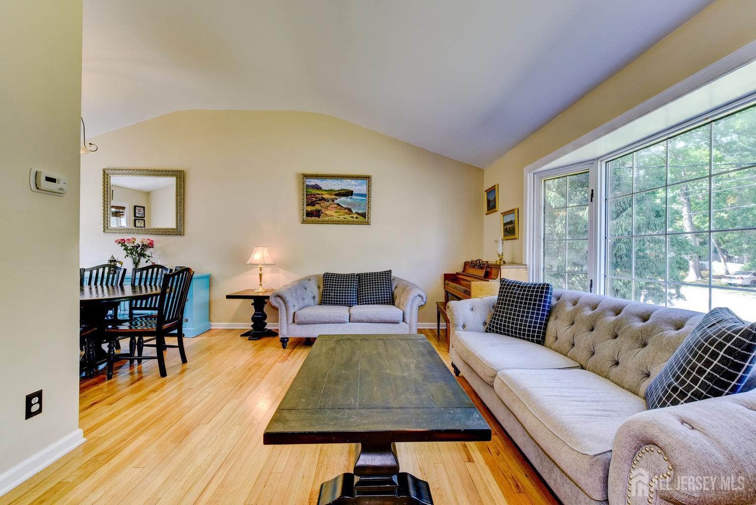 17 Sand Road Milltown, NJ 08850 - Photo 7 of 36
