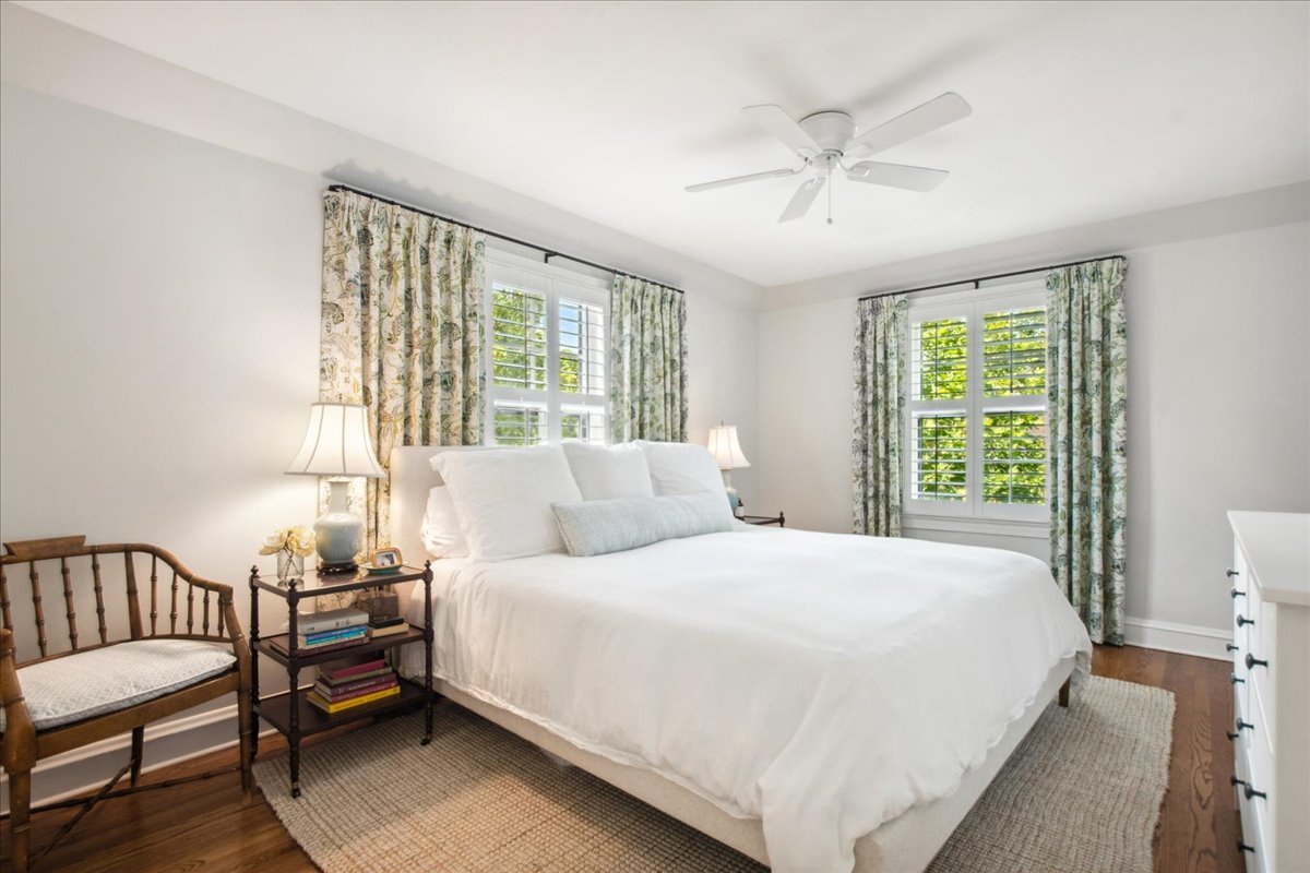 2429 Prospect Avenue Evanston, IL 60201 - Photo 16 of 31 a bedroom with a bed and window
