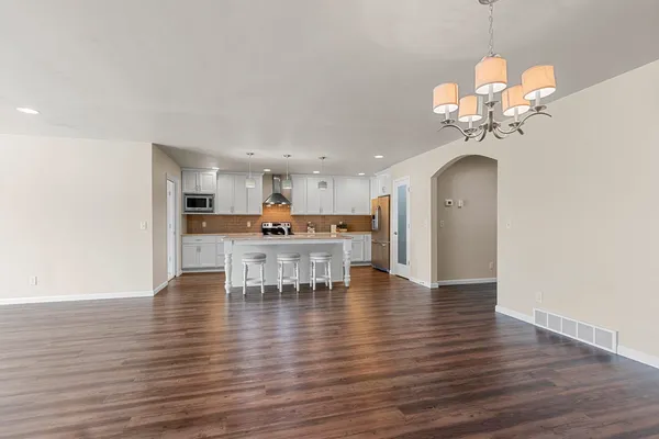 $419,900 | 1242 Pond View Circle, Unit 18, De Pere, WI 54115
