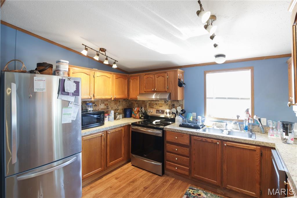 131 East Springfield Road Gerald, MO 63037 - Photo 9 of 20