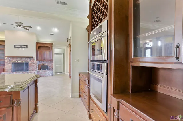 $575,000 | 40010 Farm Road, Gonzales, LA 70737