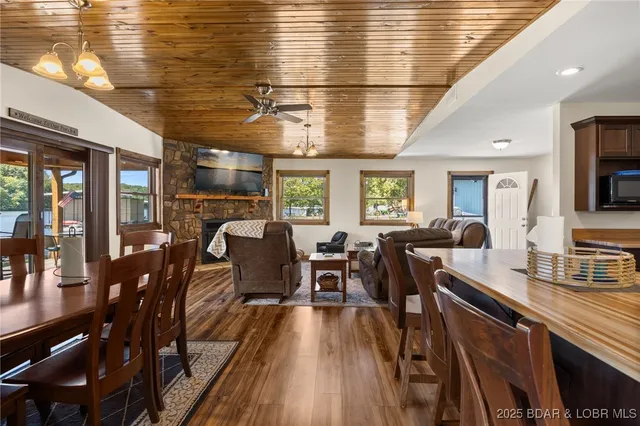 $760,000 | 26047 Indian Creek Lane, Barnett, MO 65011