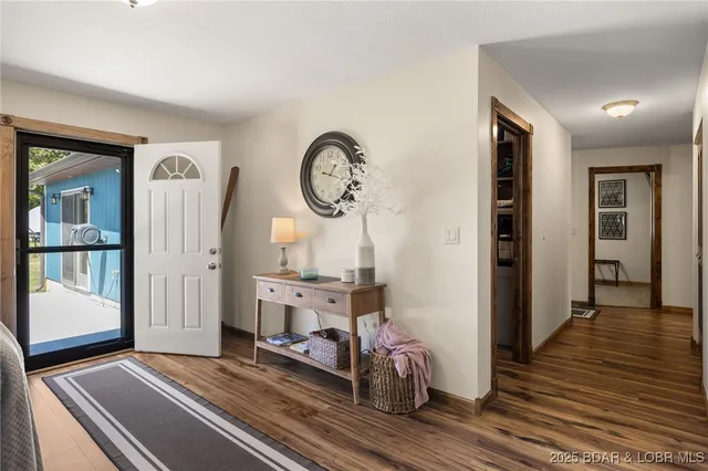 $760,000 | 26047 Indian Creek Lane, Barnett, MO 65011