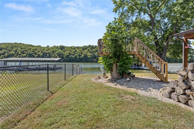 $760,000 | 26047 Indian Creek Lane, Barnett, MO 65011