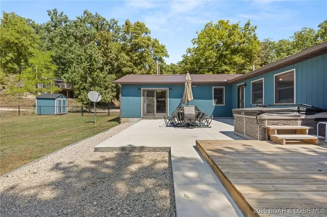 $760,000 | 26047 Indian Creek Lane, Barnett, MO 65011