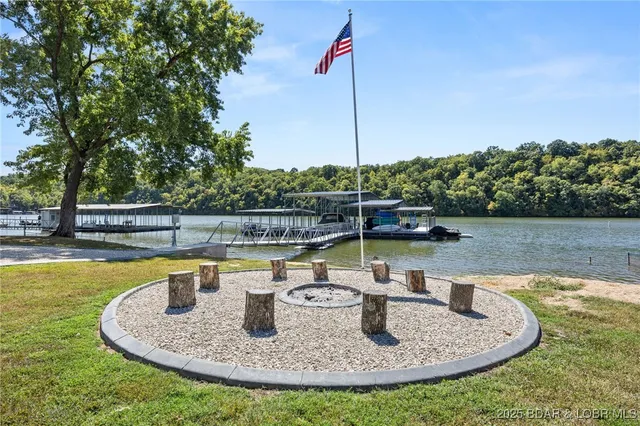 $760,000 | 26047 Indian Creek Lane, Barnett, MO 65011