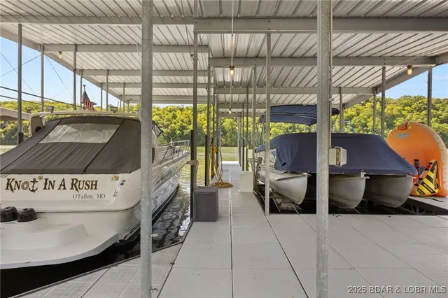 $760,000 | 26047 Indian Creek Lane, Barnett, MO 65011