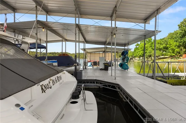 $760,000 | 26047 Indian Creek Lane, Barnett, MO 65011