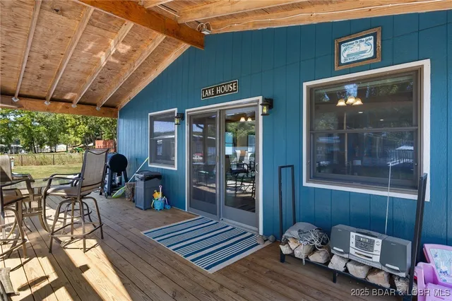 $760,000 | 26047 Indian Creek Lane, Barnett, MO 65011