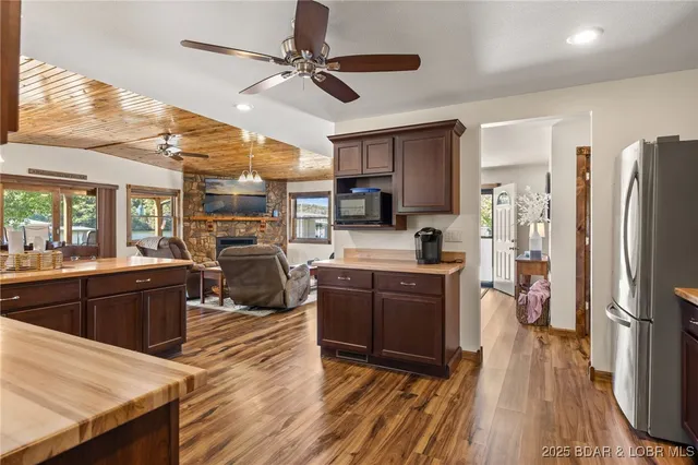 $760,000 | 26047 Indian Creek Lane, Barnett, MO 65011