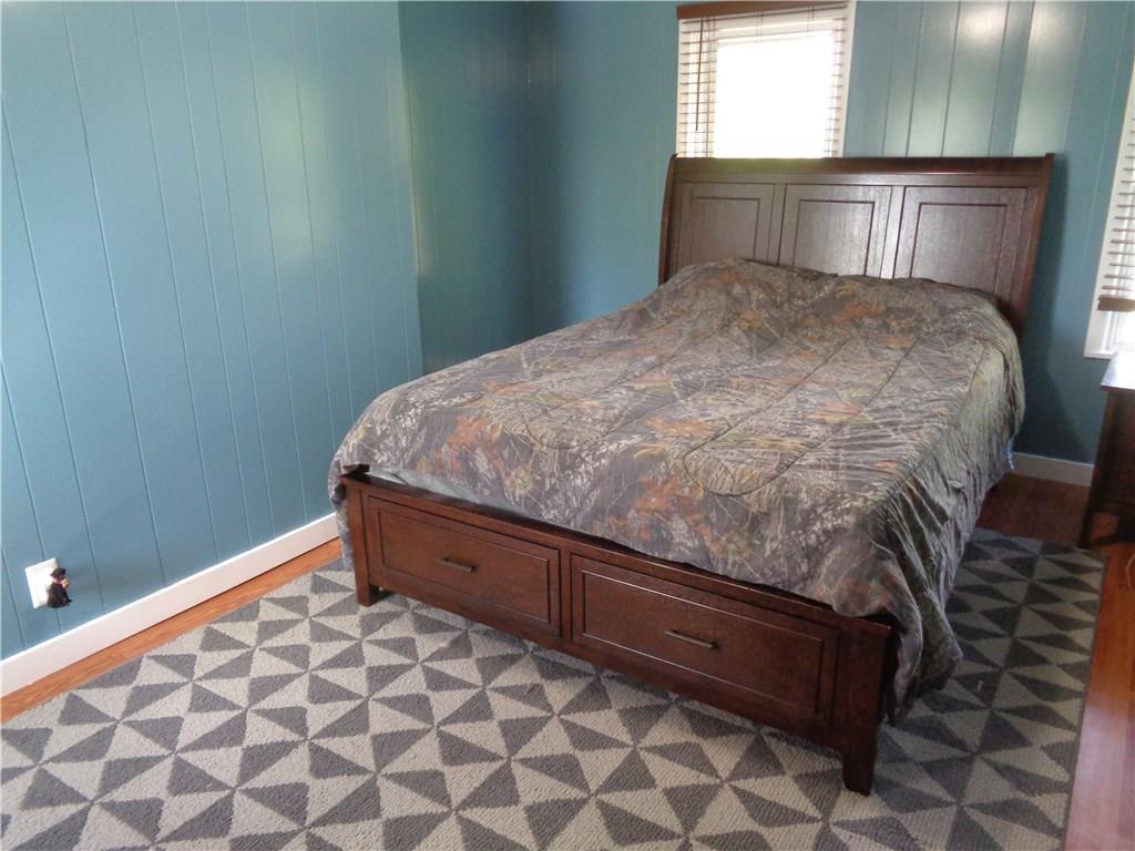 147 Grimplin Road Vanderbilt, PA 15486 - Photo 17 of 25 MASTER BEDROOM