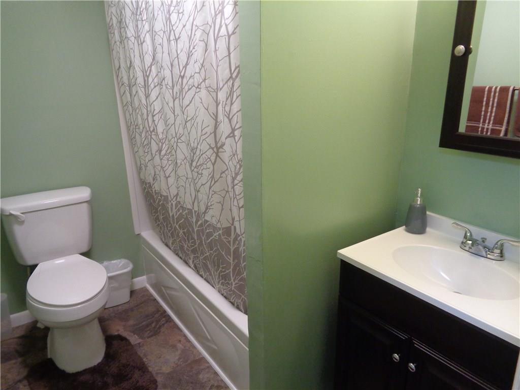 147 Grimplin Road Vanderbilt, PA 15486 - Photo 20 of 25 UPSTAIRS FULL BATH