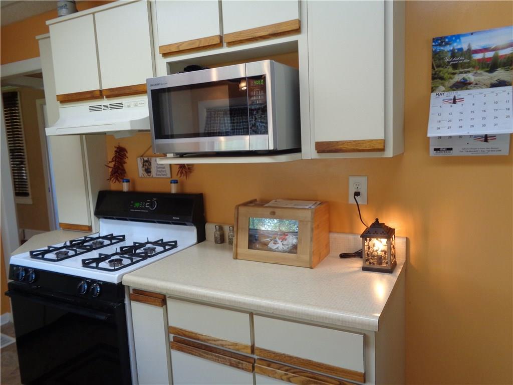 147 Grimplin Road Vanderbilt, PA 15486 - Photo 5 of 25 KITCHEN