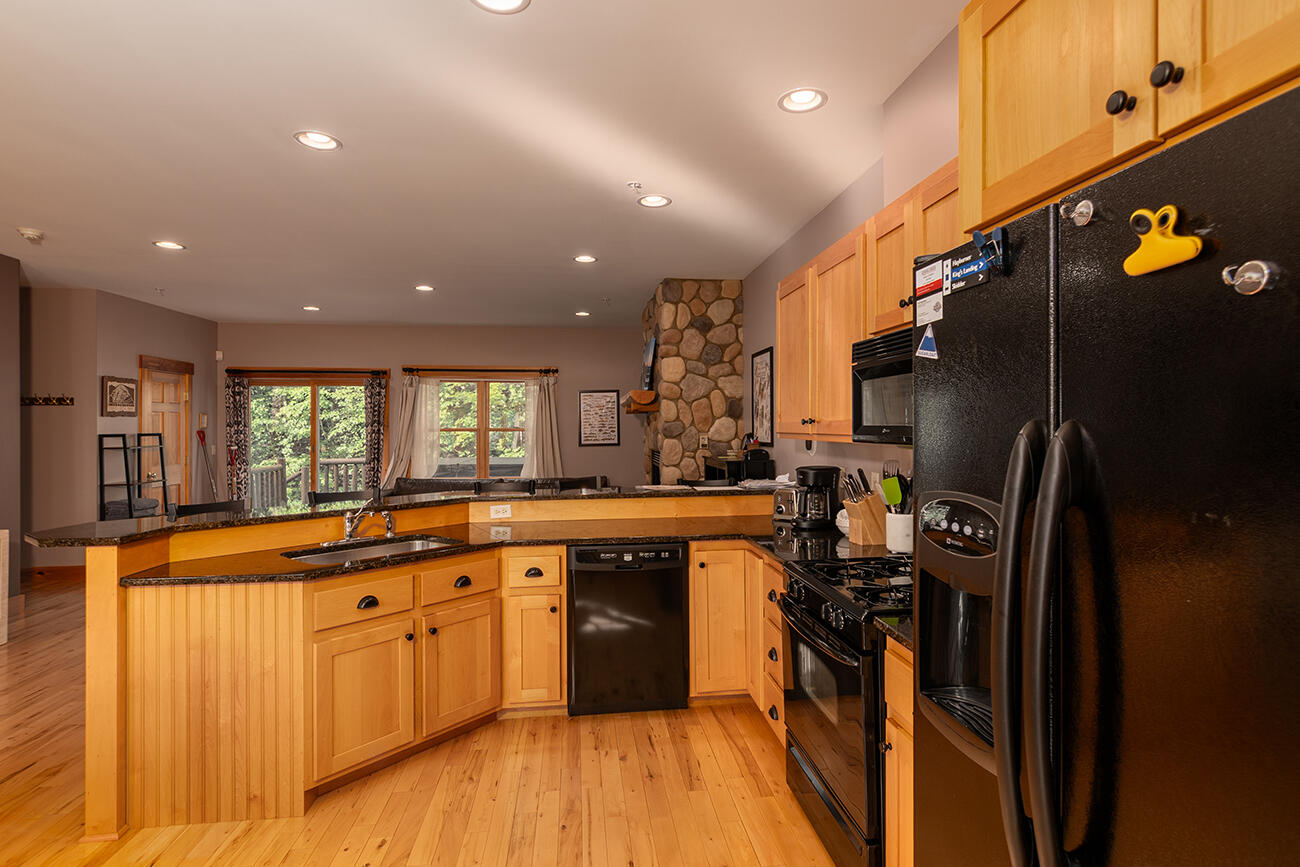7022 Hardwood Ridge Road, Unit 7022 Kingfield, ME 04947 - Photo 7 of 31 Kitchen