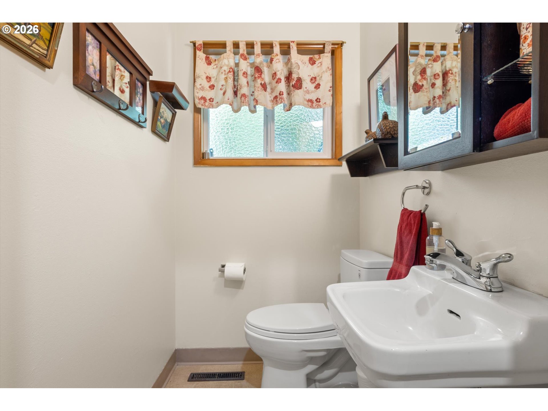 12955 Southwest Evergreen Street Beaverton, OR 97005 - Photo 14 of 44
