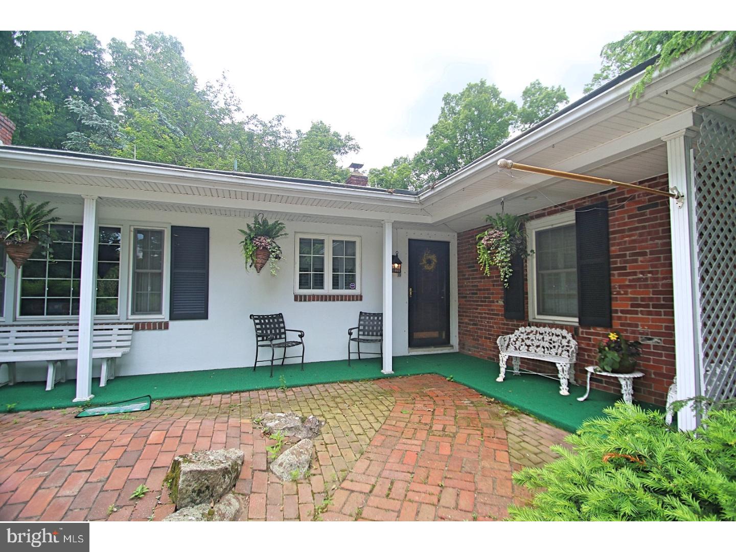 282 Renninger Road Perkiomenville, PA 18074 - Photo 3 of 20 Exterior Front