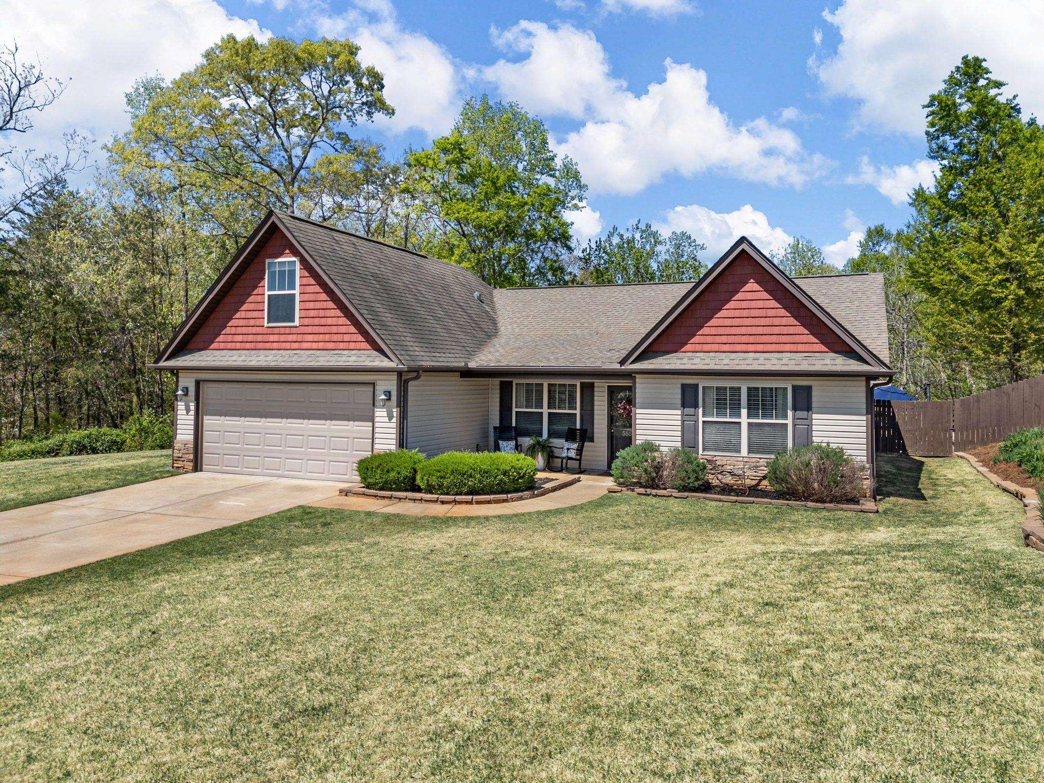 555 Harvest Time Lane Inman, SC 29349 - Photo 1 of 37