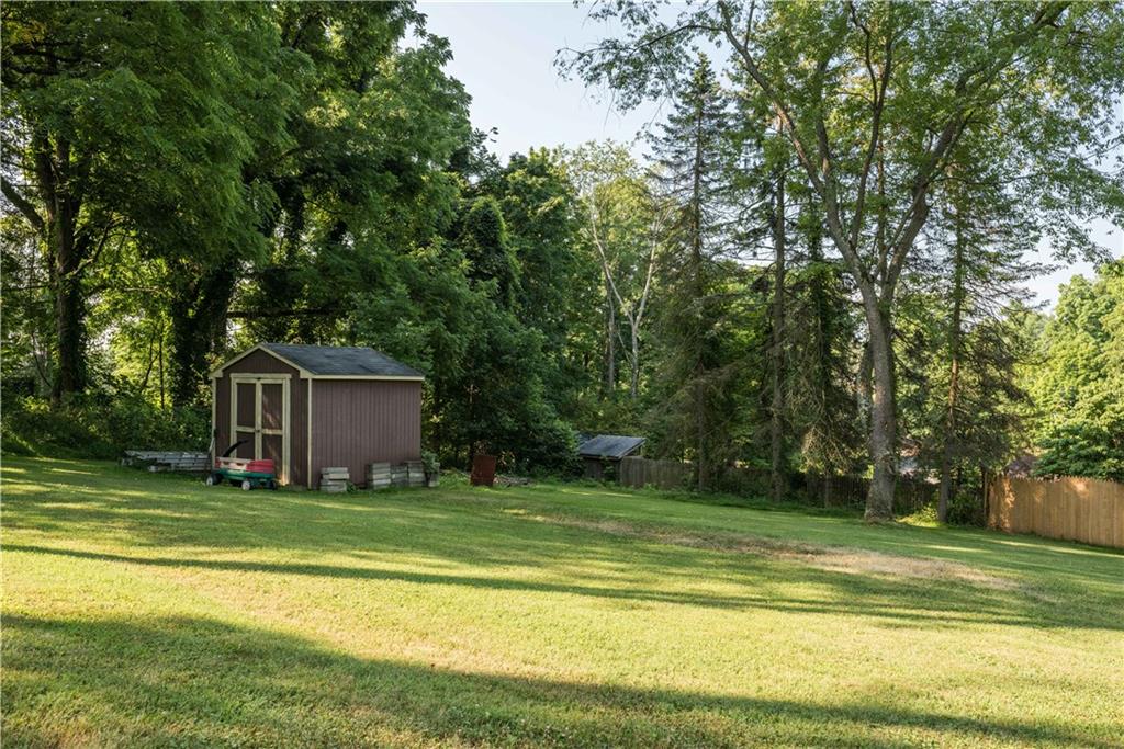 124 Johnston Road Canonsburg, PA 15317 - Photo 20 of 25 Gallery Image 20