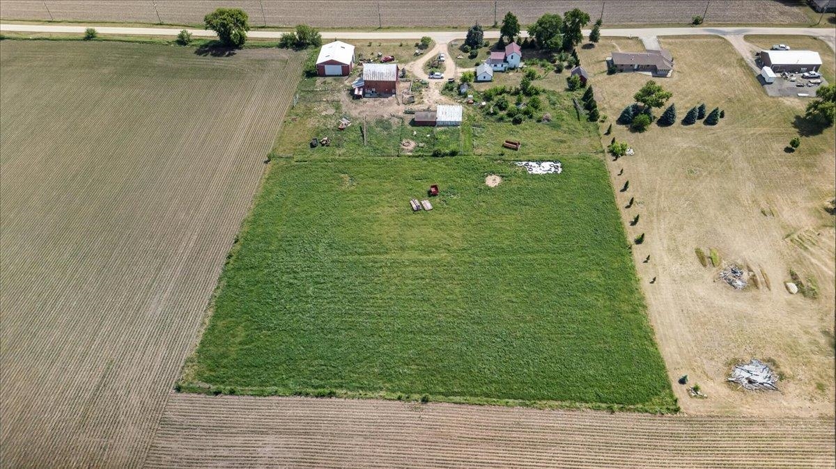 10112 East High Road Stillman Valley, IL 61084 - Photo 38 of 42