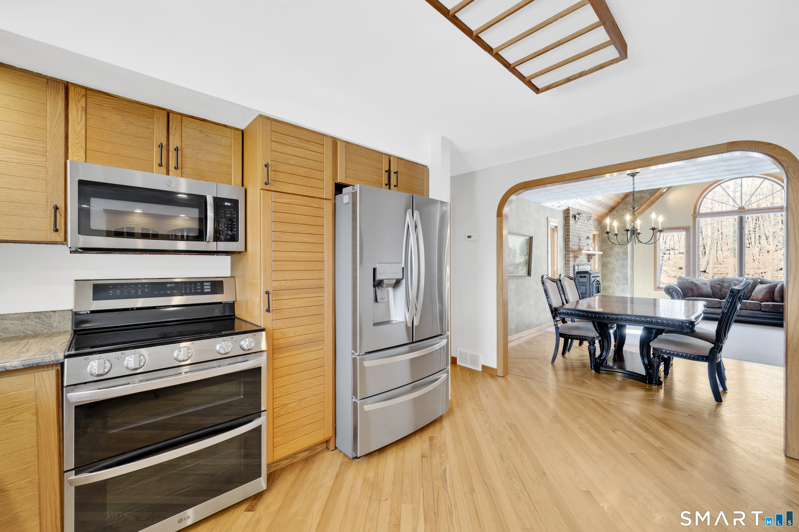 217 Old Post Road Tolland, CT 06084 - Photo 23 of 39