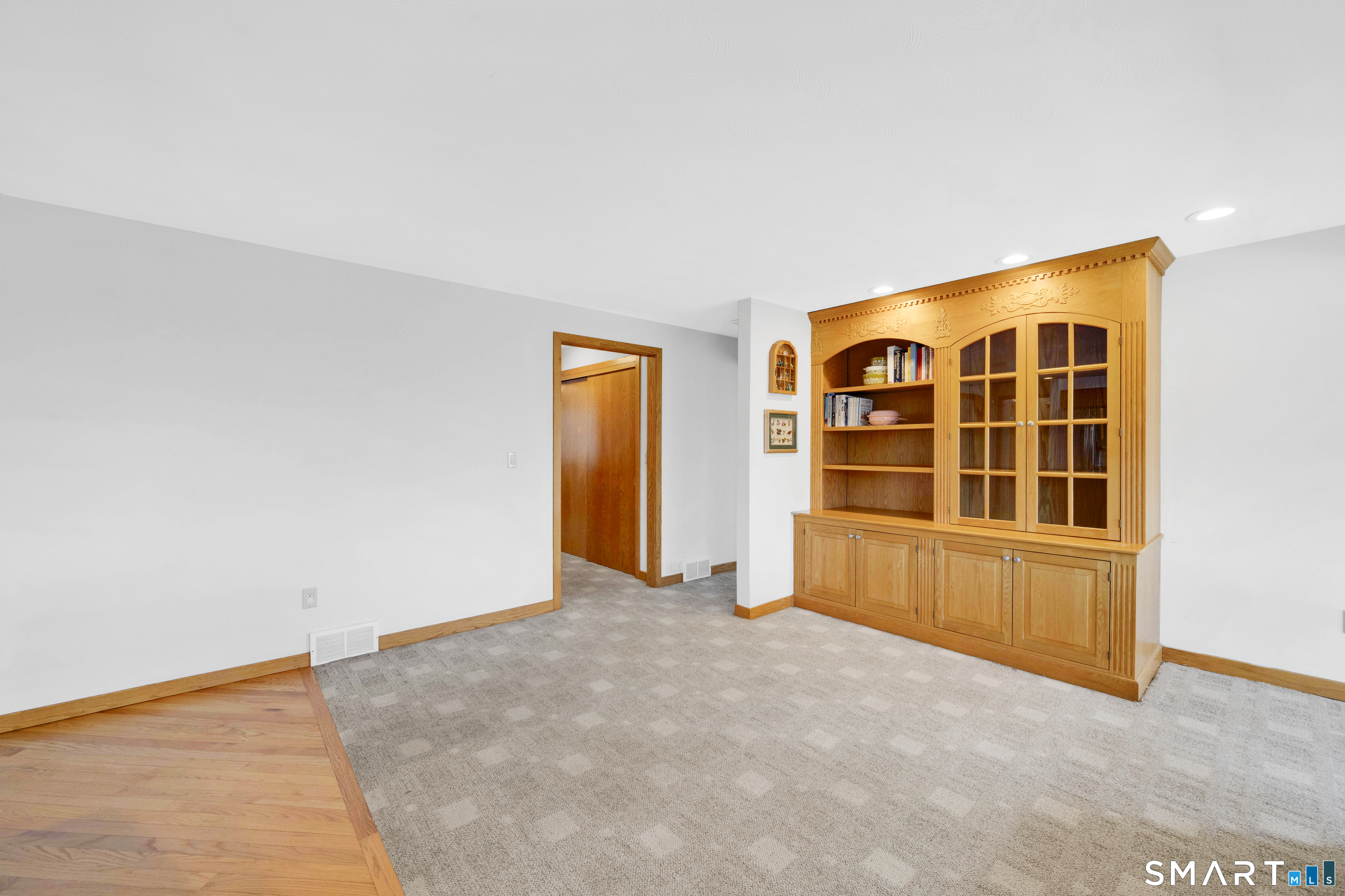 217 Old Post Road Tolland, CT 06084 - Photo 28 of 39