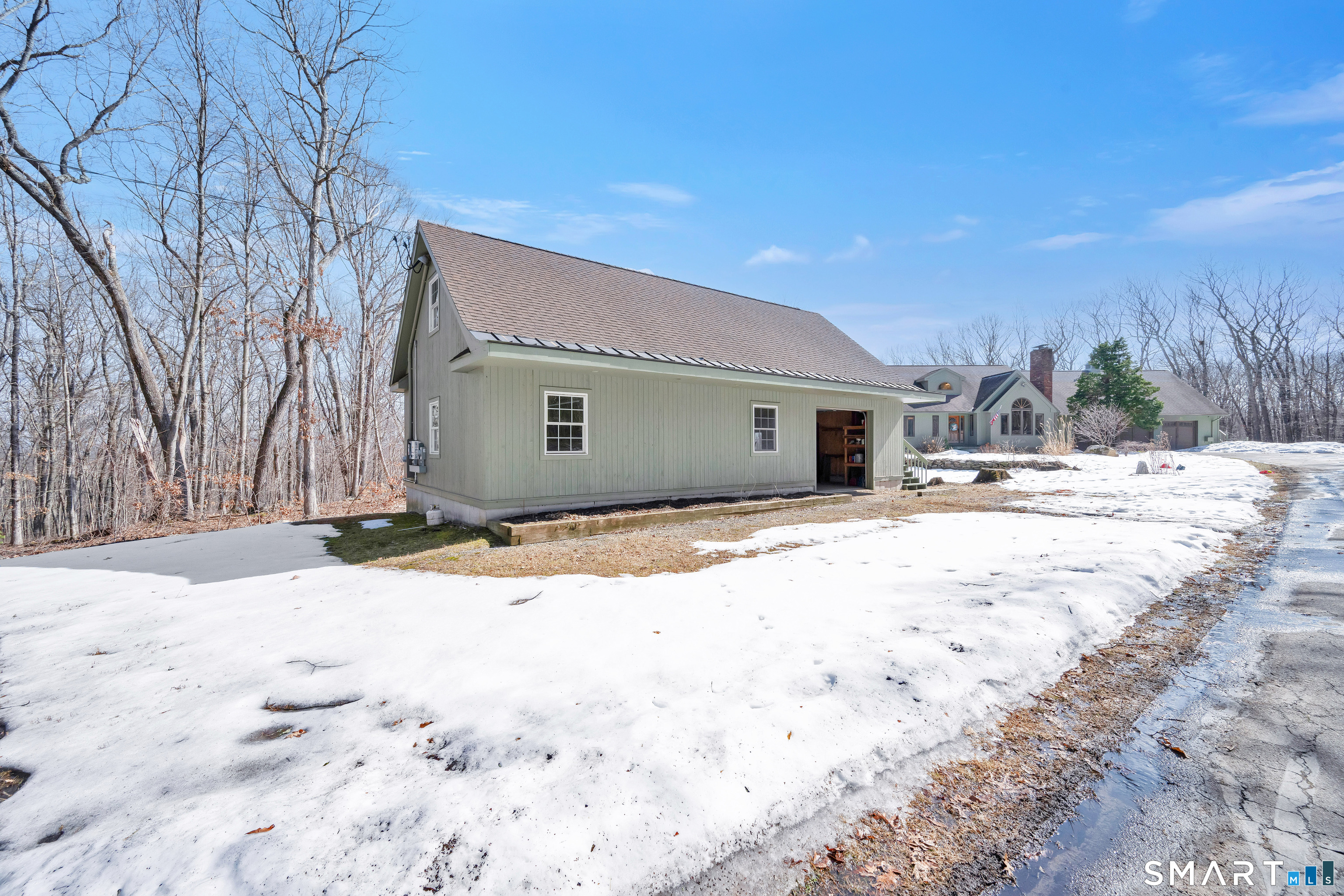 217 Old Post Road Tolland, CT 06084 - Photo 8 of 39