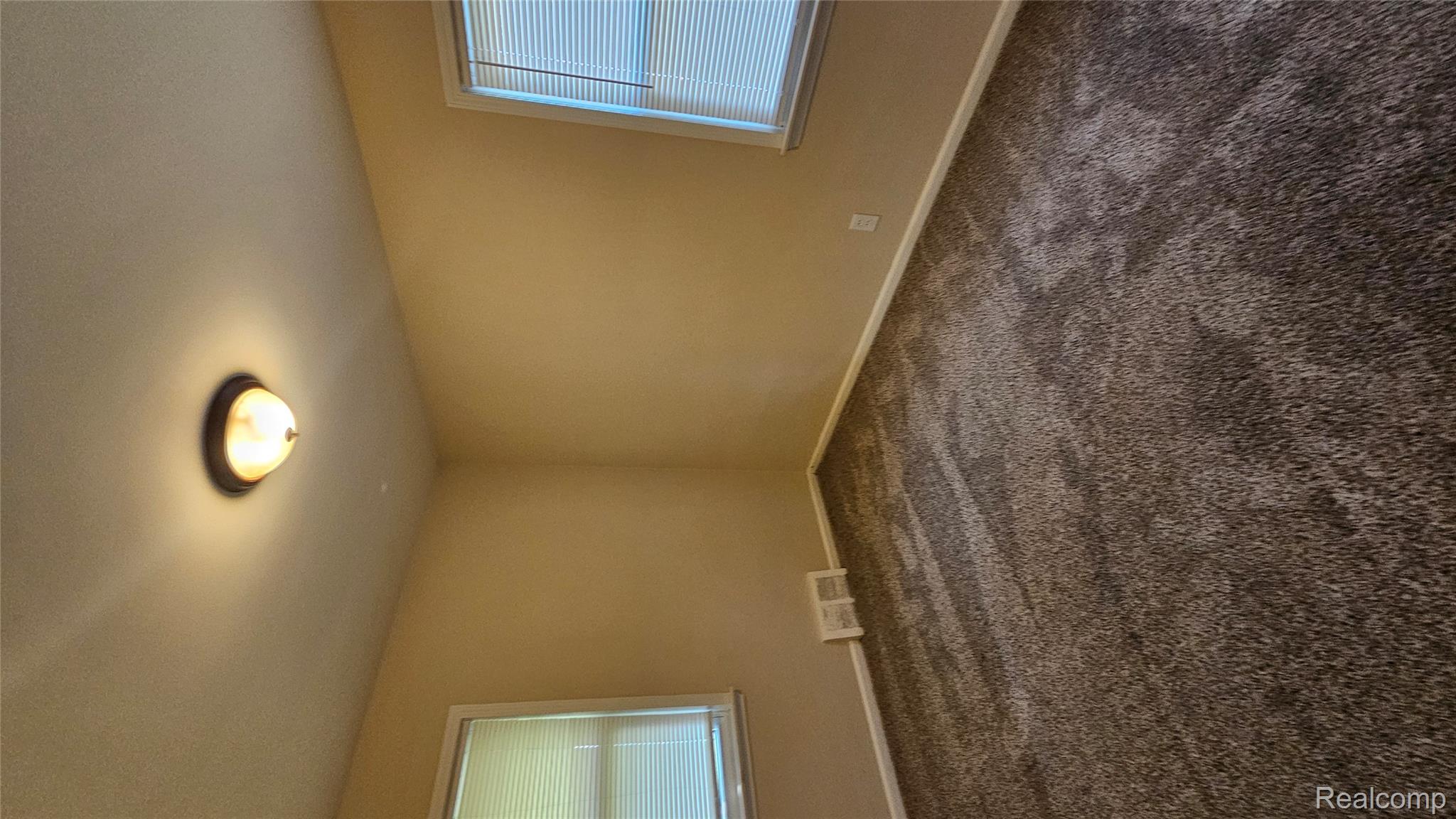 16894 Toepfer Drive Eastpointe, MI 48021 - Photo 6 of 7 20250802_111251.jpg