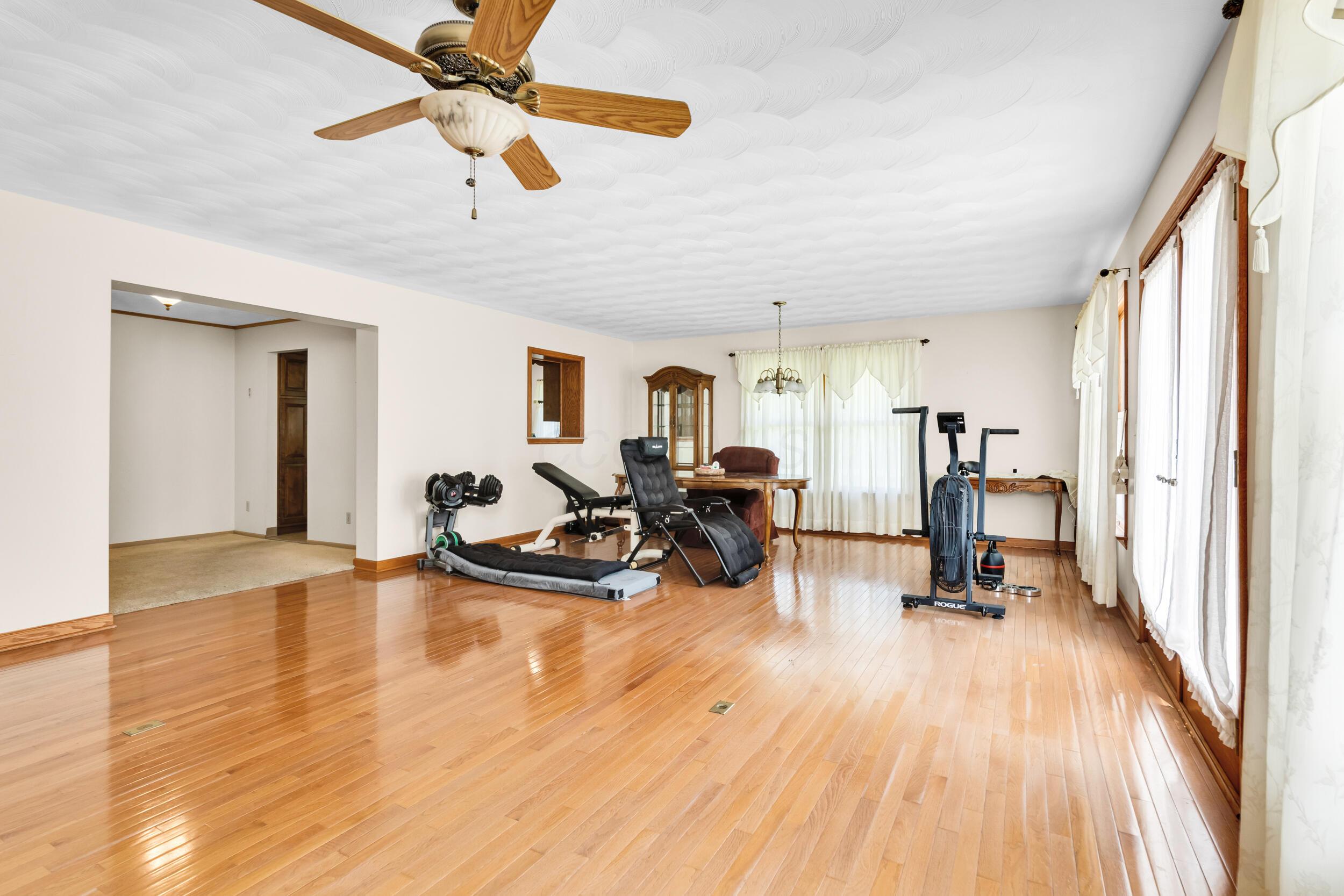 7688 Cubbage Road Westerville, OH 43081 - Photo 29 of 91 7688 cubbage (53)