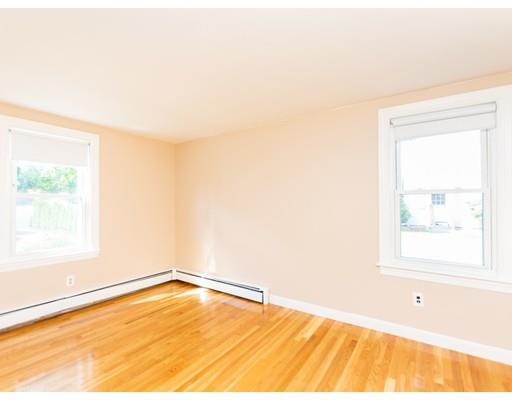92 Potter Road Waltham, MA 02453 - Photo 12 of 39 Gallery Image 12