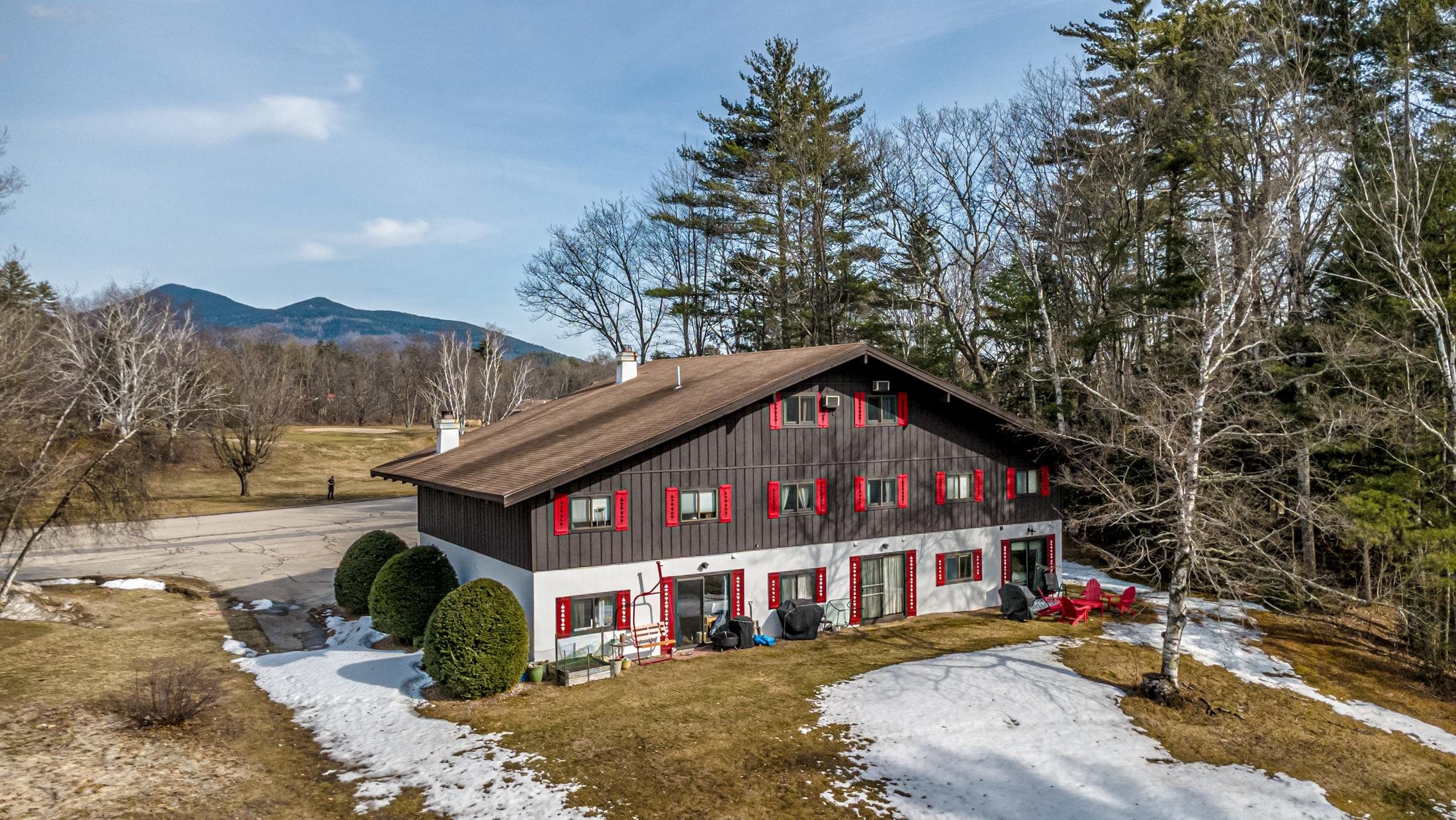 48 Linderhof Golf Course Road, Unit E3 Bartlett, NH 03838 - Photo 2 of 38
