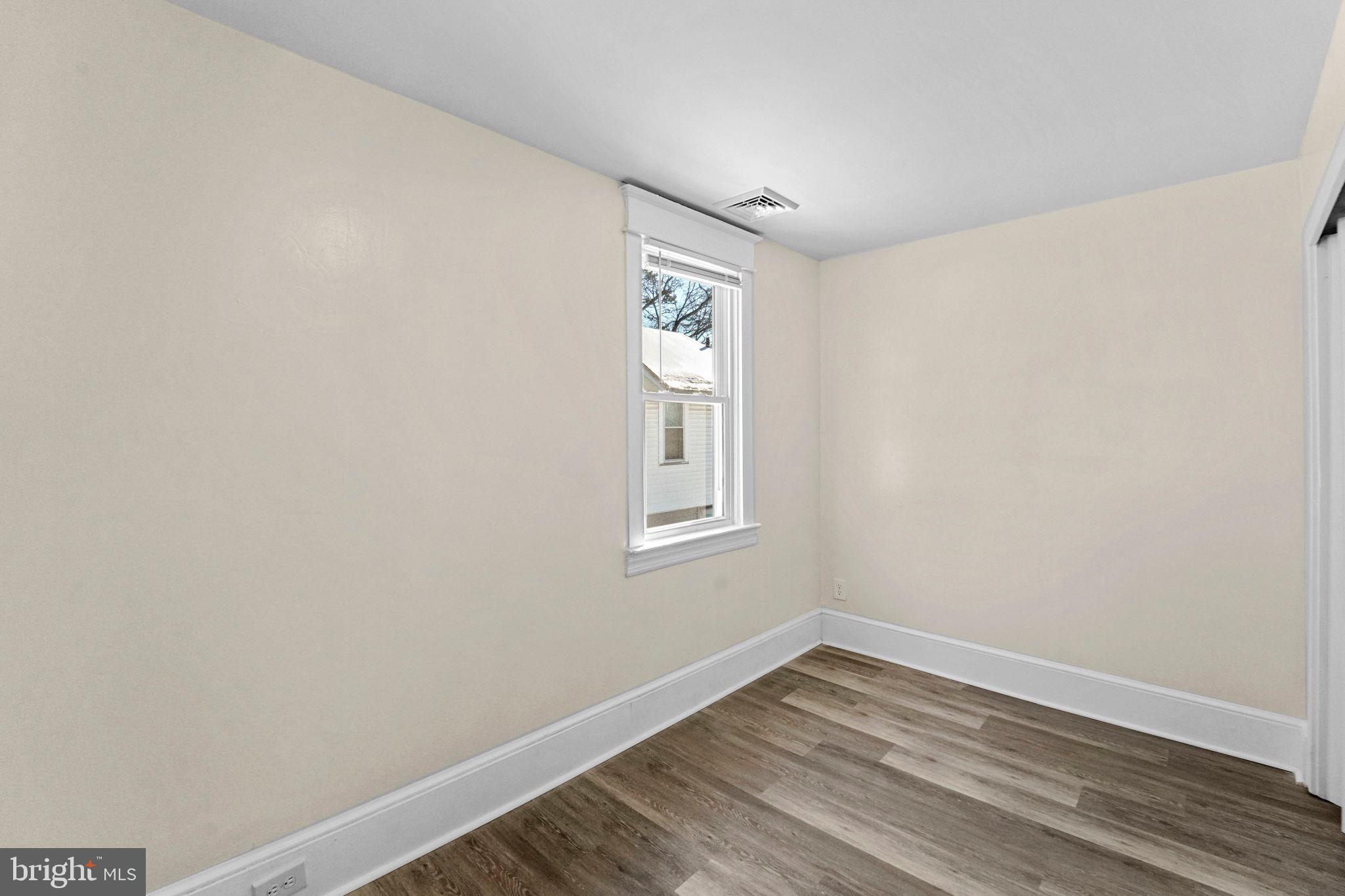 542 Berlin Road Clementon, NJ 08021 - Photo 27 of 43