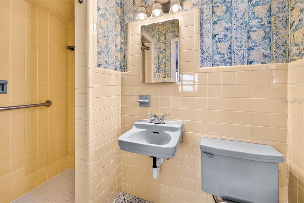 1912 West St Isabel Street Tampa, FL 33607 - Photo 17 of 26