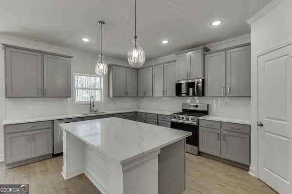 $483,000 | 997 Lakeview Drive, Commerce, GA 30529