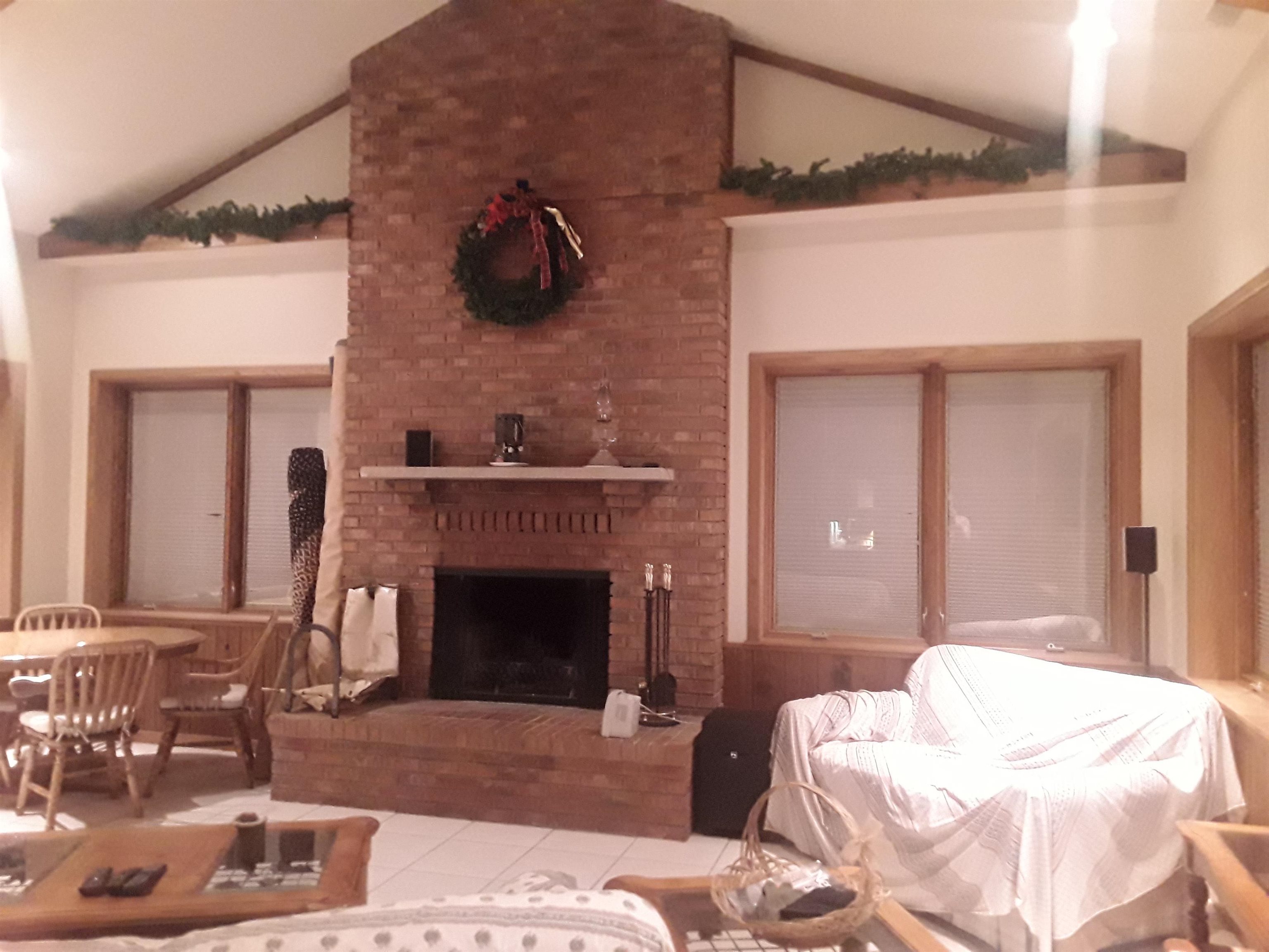 747 Manchester Road South Beloit, IL 61080 - Photo 8 of 48 Gallery Image 8