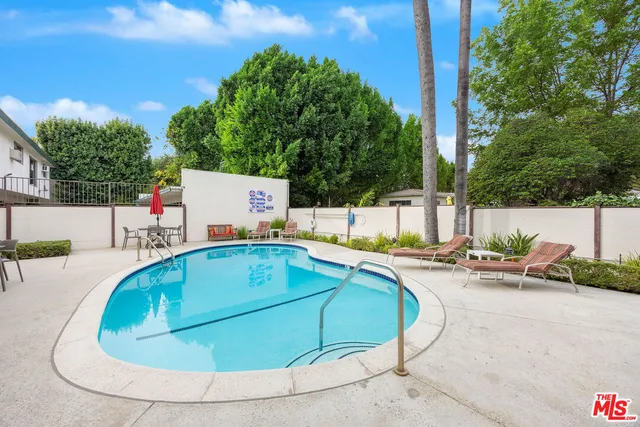 $629,000 | 12801 Moorpark Street, Unit 110, Studio City, CA 91604