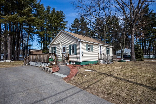 47 Long Hill Road Dover, NH 03820 - Photo 2 of 37