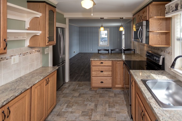 47 Long Hill Road Dover, NH 03820 - Photo 12 of 37